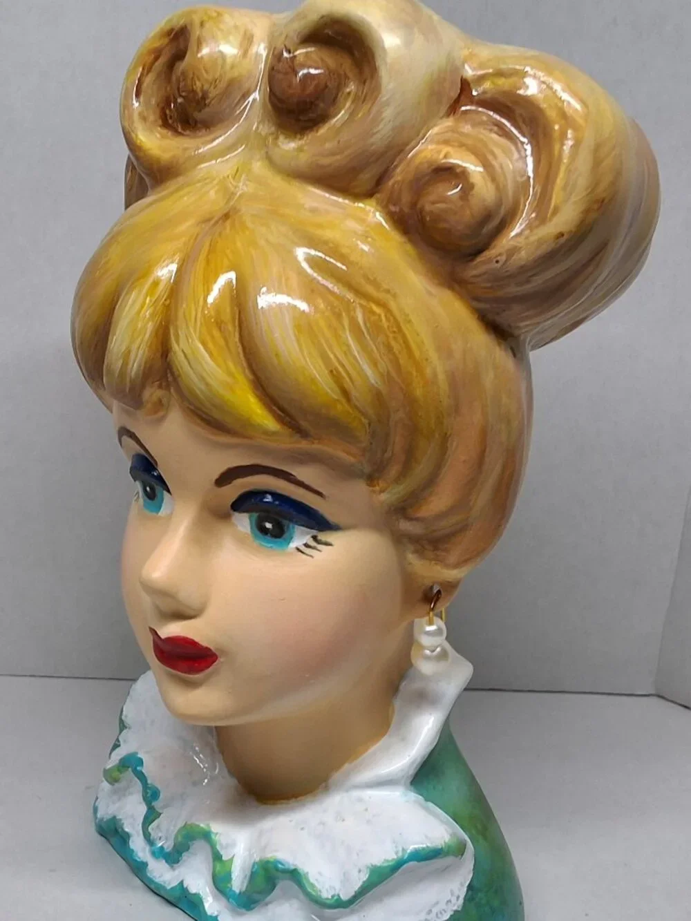 Rubens 4123 Lady Head Vase reimagined